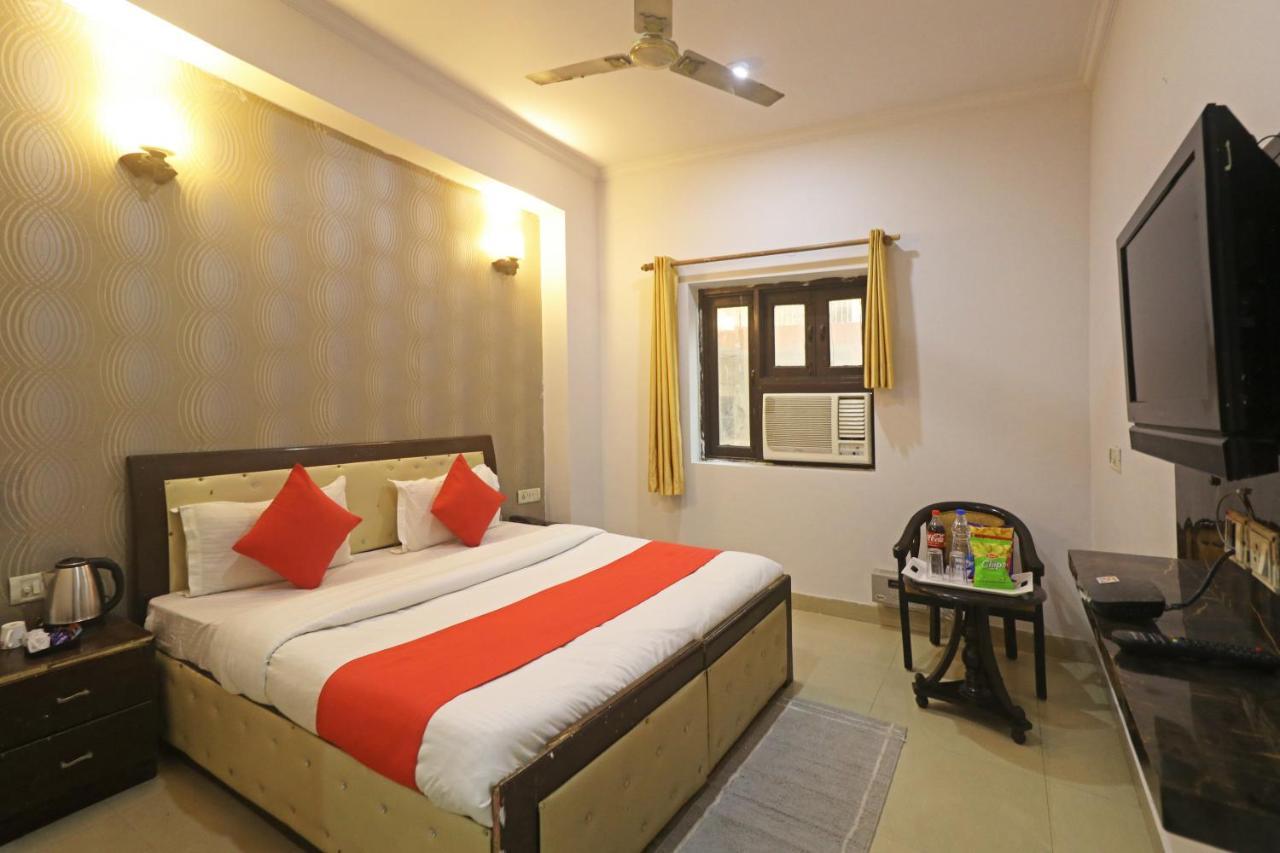 Airport Samara Inn New Delhi Ngoại thất bức ảnh