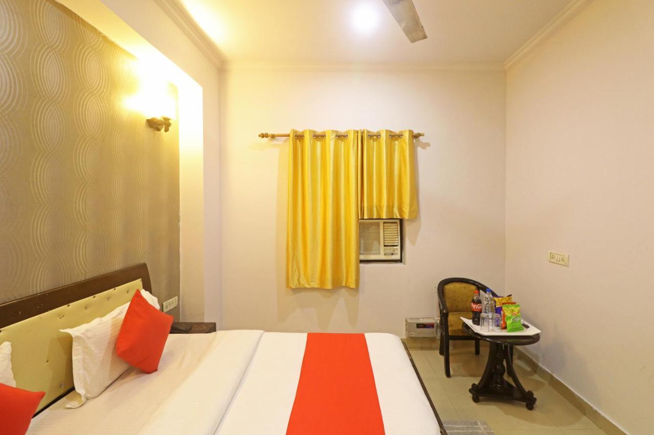 Airport Samara Inn New Delhi Ngoại thất bức ảnh