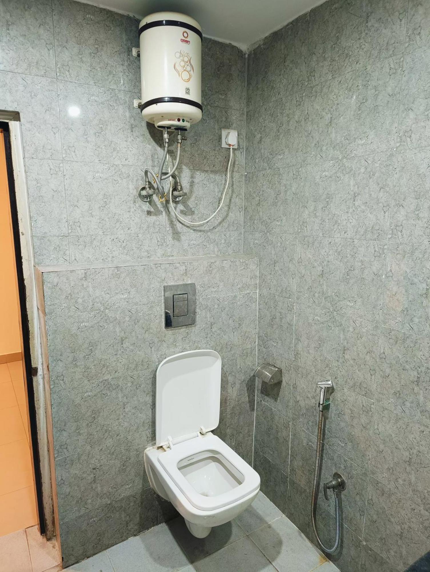 Airport Samara Inn New Delhi Ngoại thất bức ảnh