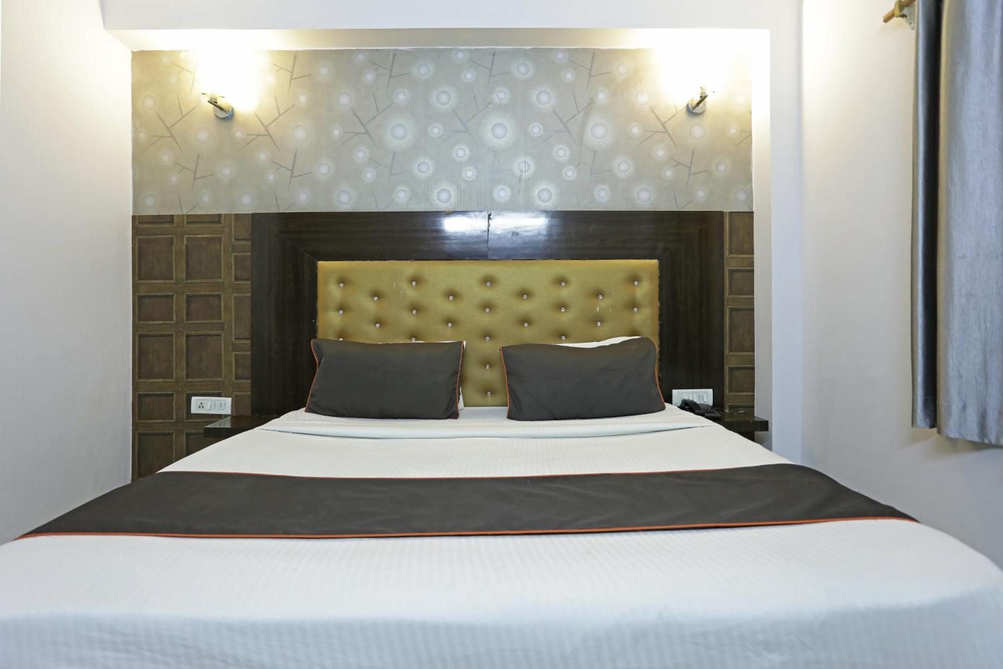 Airport Samara Inn New Delhi Ngoại thất bức ảnh